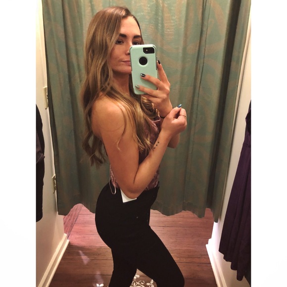 Meet your Posher, Kyra - Picture 3 of 6